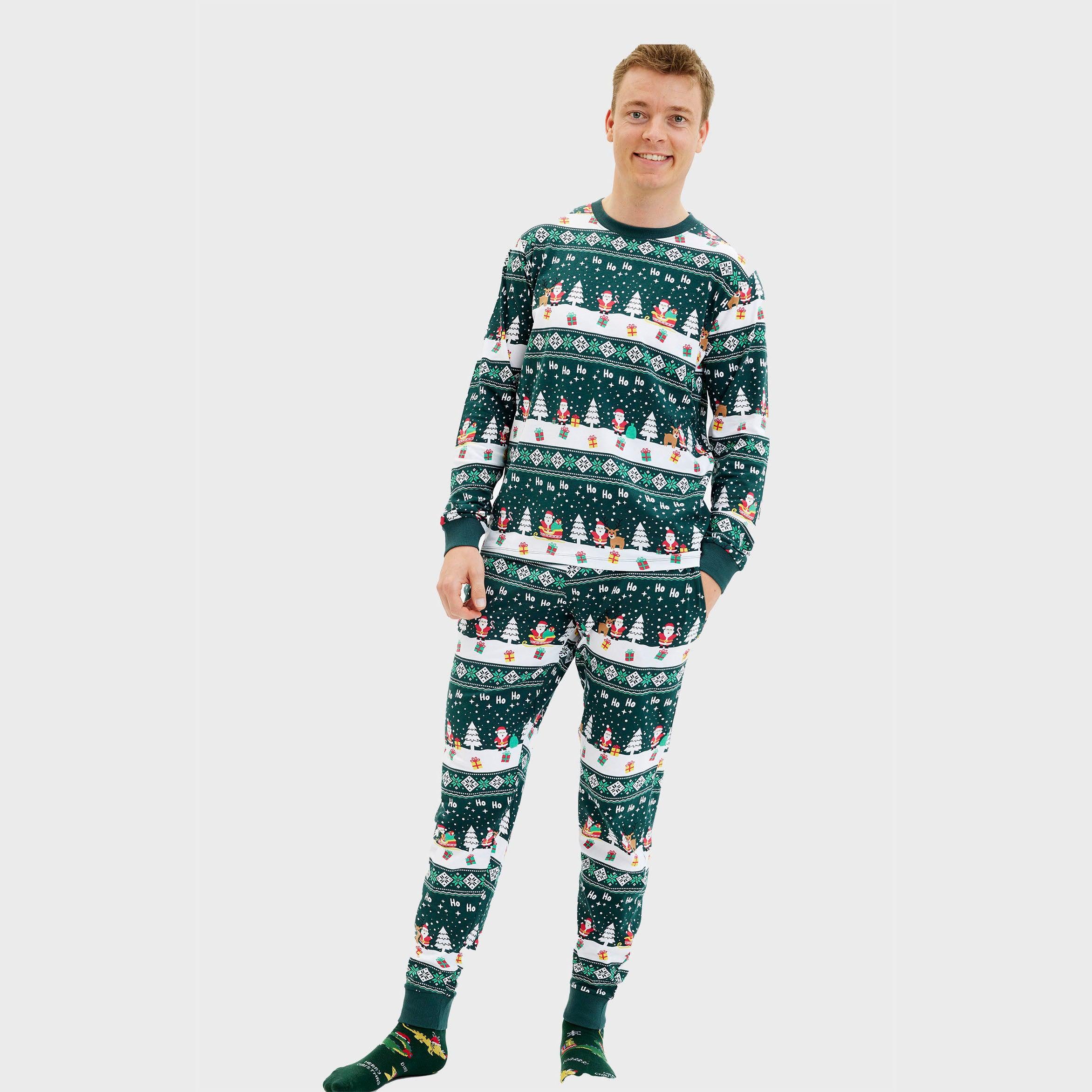 Grüner Weihnachtspyjama Herren mit Rentier- und Schneeflockenmuster, weihnachtspullover herren Set.